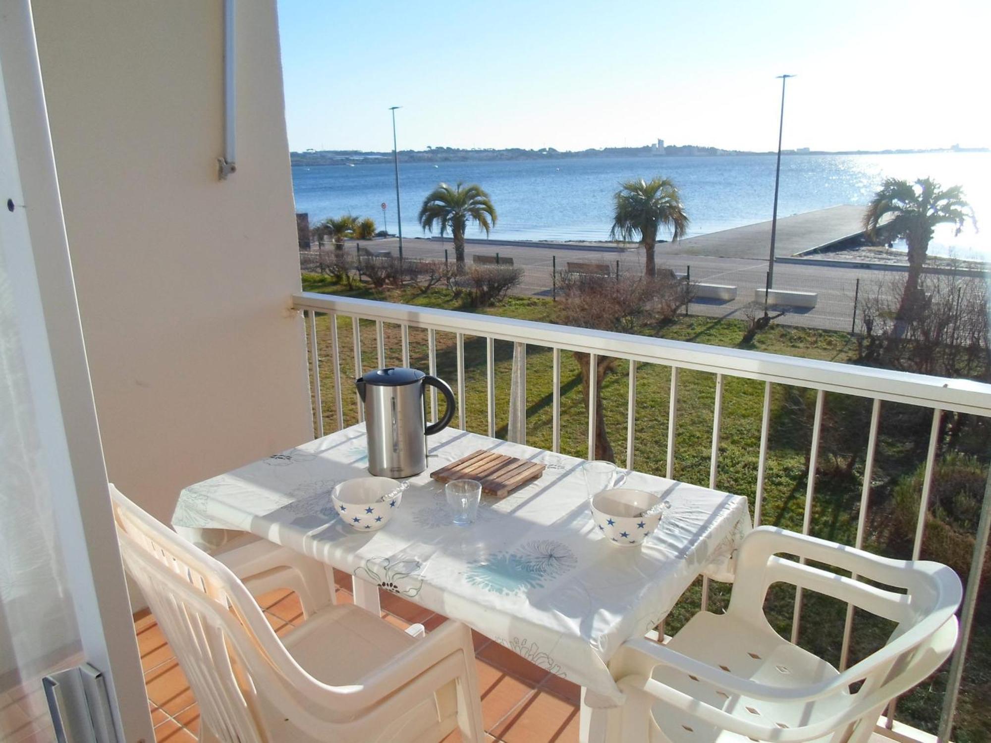 בלרוק-לה-באינס Appartement 2 Etoiles Proche Thermes, Animaux Admis - Fr-1-503-20 מראה חיצוני תמונה